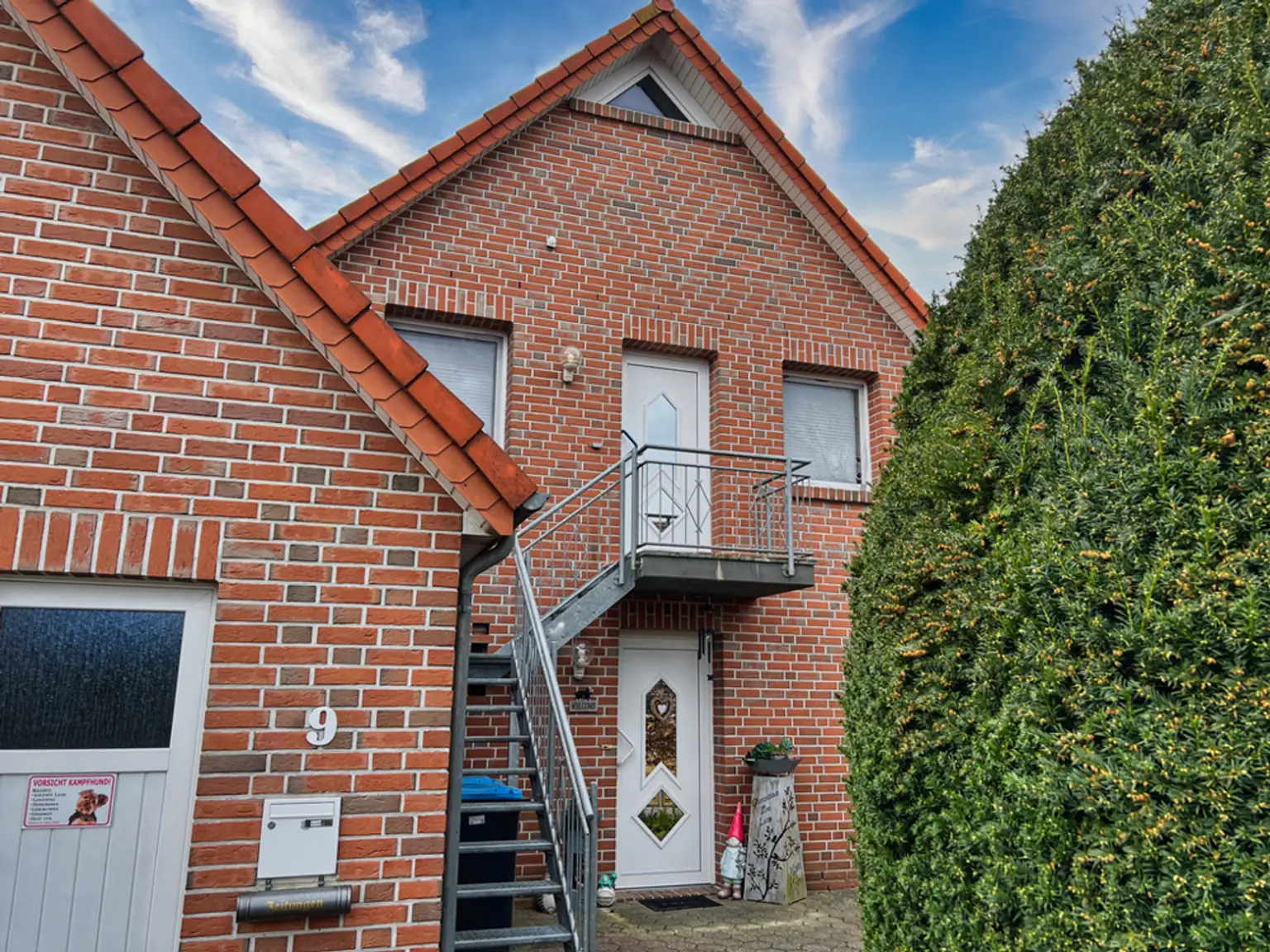 Kapitalanleger aufgepasst! 3-Parteien-Haus in Westoverledingen!