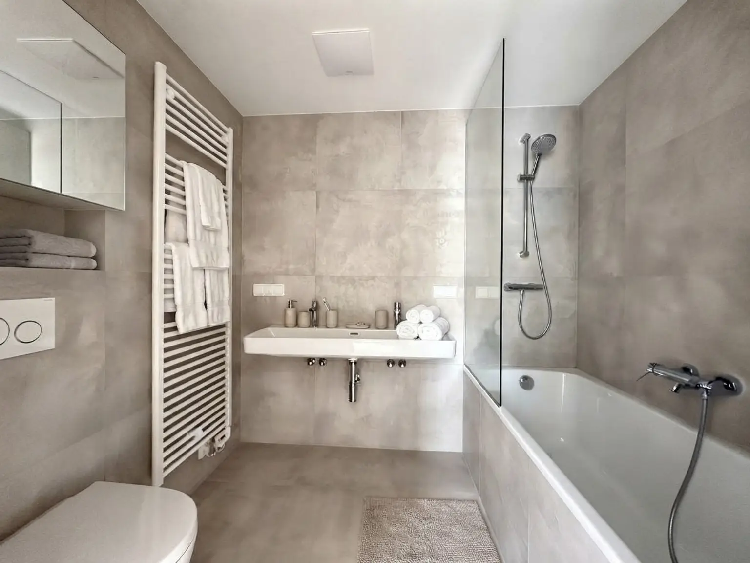 L | ++ NEU ++ EXKLUSIVES WOHNEN im GRÜNEN | Prima Service Immobilien