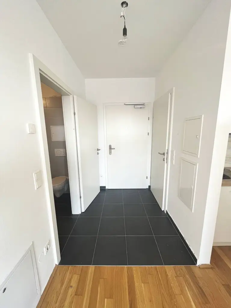 Moderne 2-Zimmer-Wohnung mit Balkon, hochwertige Ausstattung