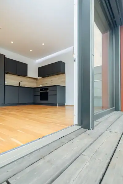 PROVISIONSFREI I SMART-LIVING I STYLISCHES PENTHOUSE I KLIMA I SONNENTERRASSE I OFFENE DESIGN-KÜCHE I ELEGANTES BAD MIT REGENDUSCHE I PROJEKT WOHNEN