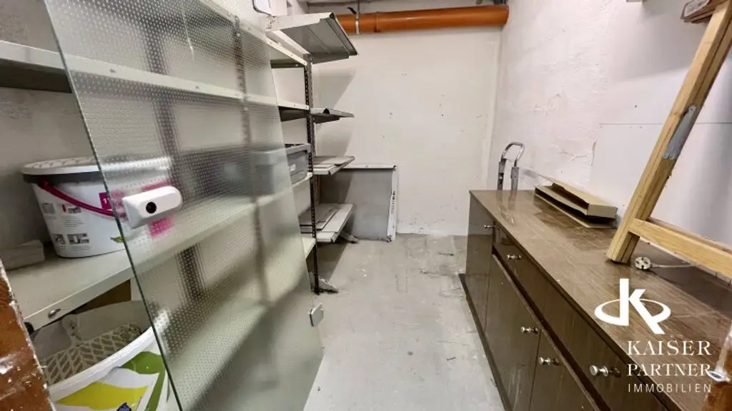 HELLE 3-ZIMMERWOHNUNG MIT LOGGIA IN GRÜNOASE!