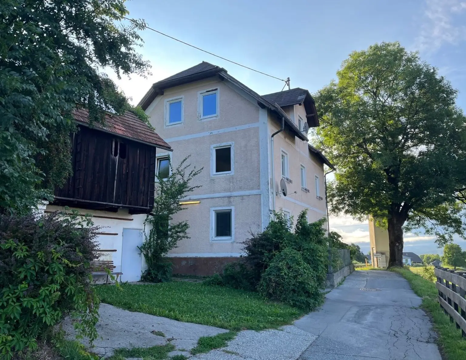 Traumhaftes Baugrundstück in Villach-Vassach mit Altbestand - Sonnig, ruhig und mit Weitblick