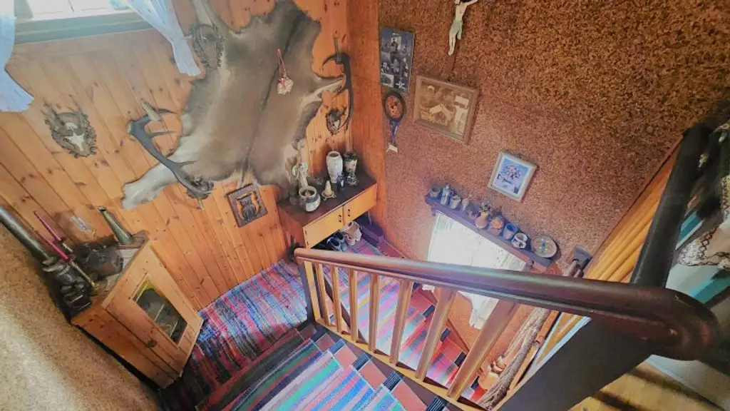 Charmantes Sanierungsobjekt in Radenthein: 5 Zimmer, Balkon und viel Potenzial!