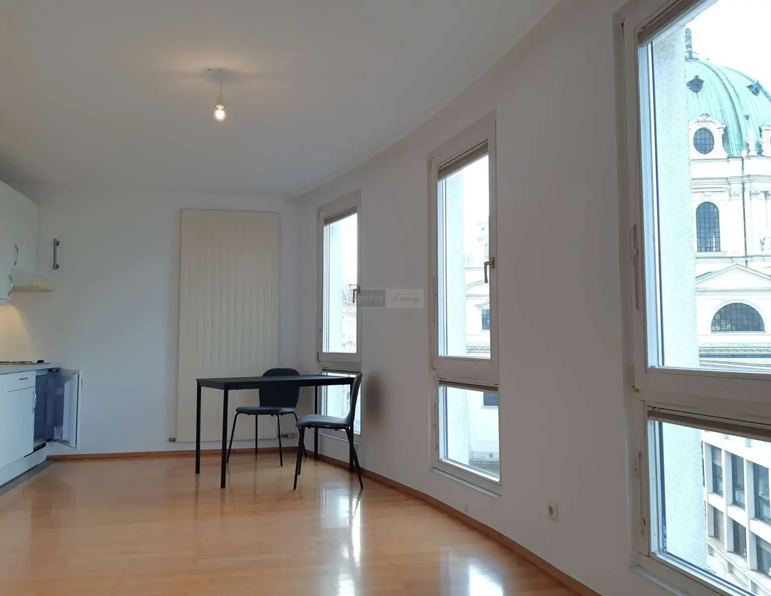 Karlsplatz: Ruhige Single-Wohnung in zentraler Lage