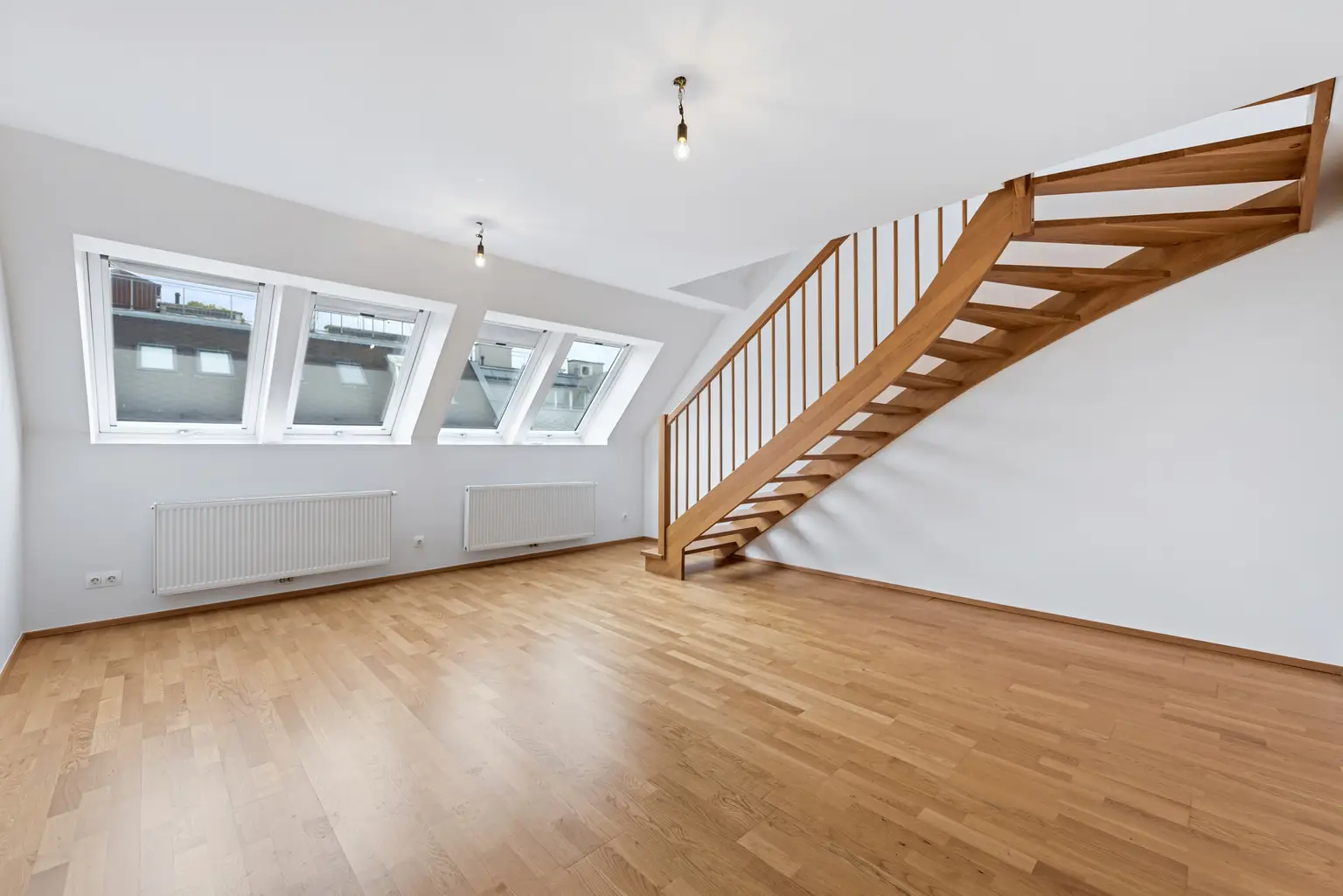Dachgeschoßmaisonette 2 Zimmer in Toplage 1090 Wien !