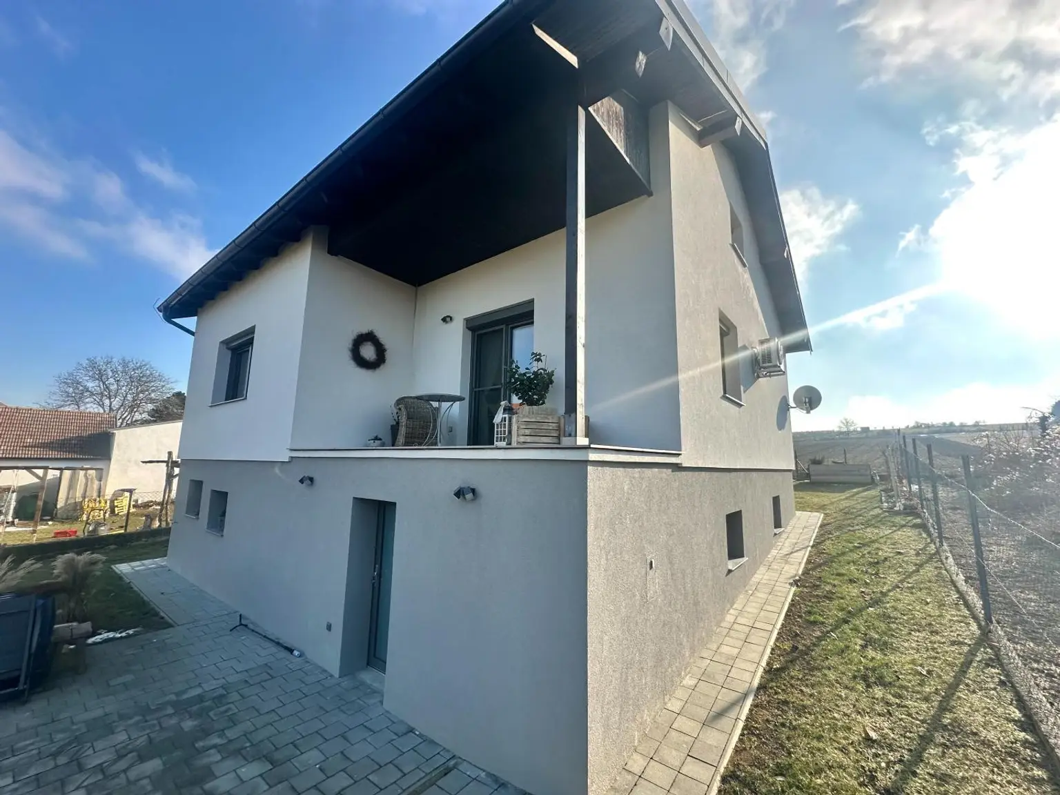 Haus Gartenansicht