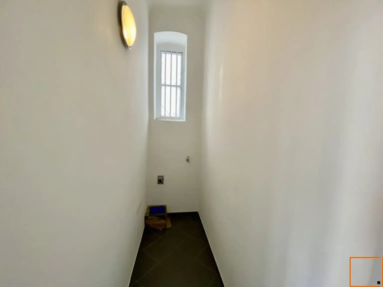 WIEN MITTE:  Charmante 3,5 Zimmer Altbauwohnung mit Balkon  und TOP Verkehrsanbindung