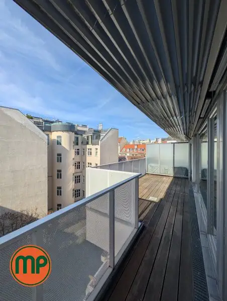 Außergewöhnliche Dachgeschoßwohnung mit viel Sonnenlicht