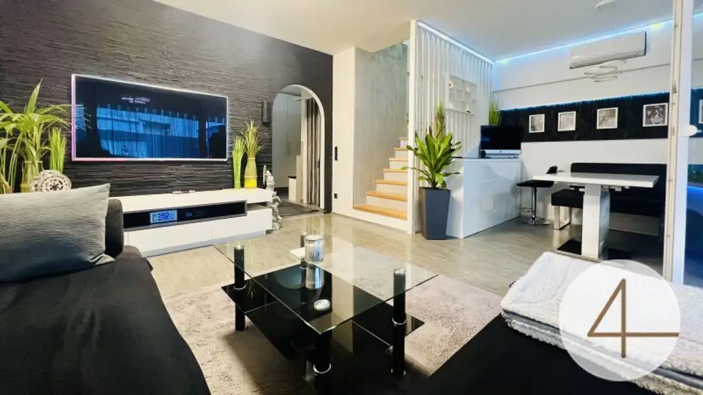 7 Minuten zur U2 - Reihenhaus - ruhiger sonniger Garten - Klimaanlage - Carport