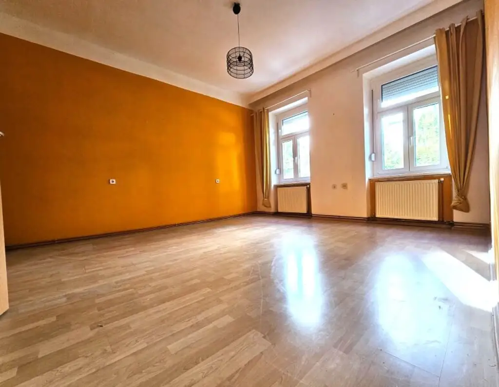 Gestalten Sie Ihr neues Zuhause – 76 m² Altbauwohnung in ruhiger Lage nahe U6
