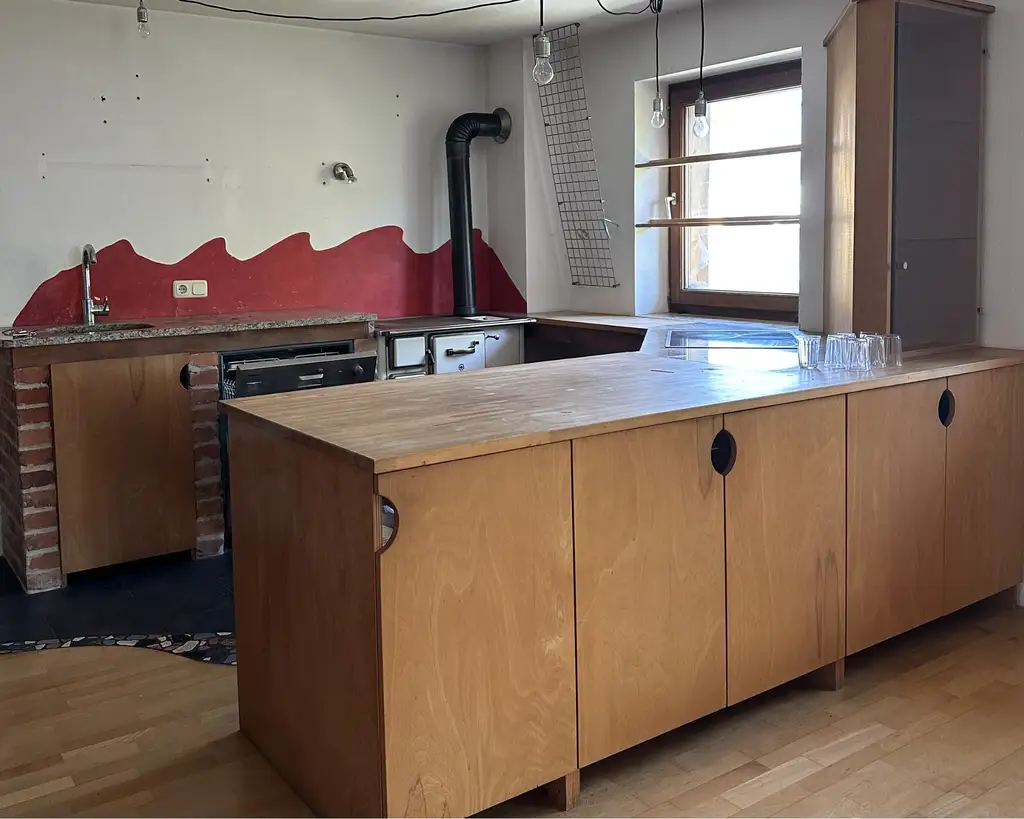 Einfamilienhaus mit großem Garten