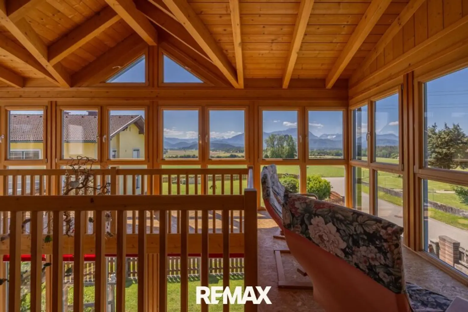 RE/MAX-Pro