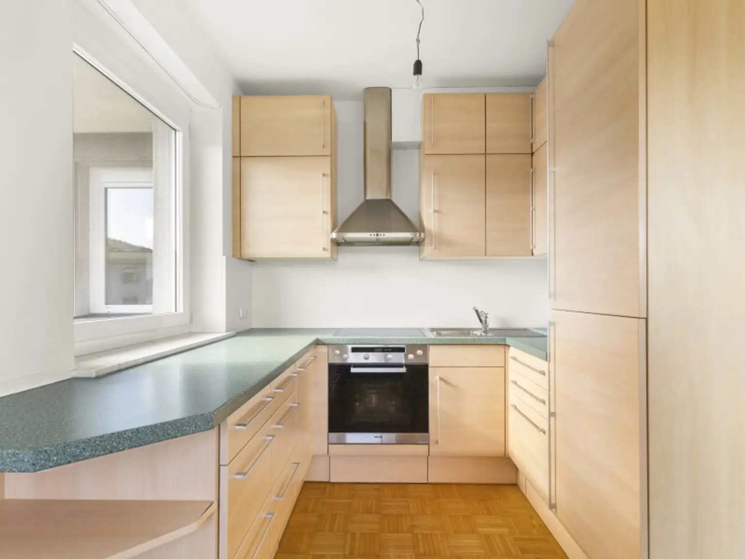 Schöne, sonnendurchflutete, ruhige und junge 94,00m² 3 Zi Wohnung in Viktring - Rekabachweg