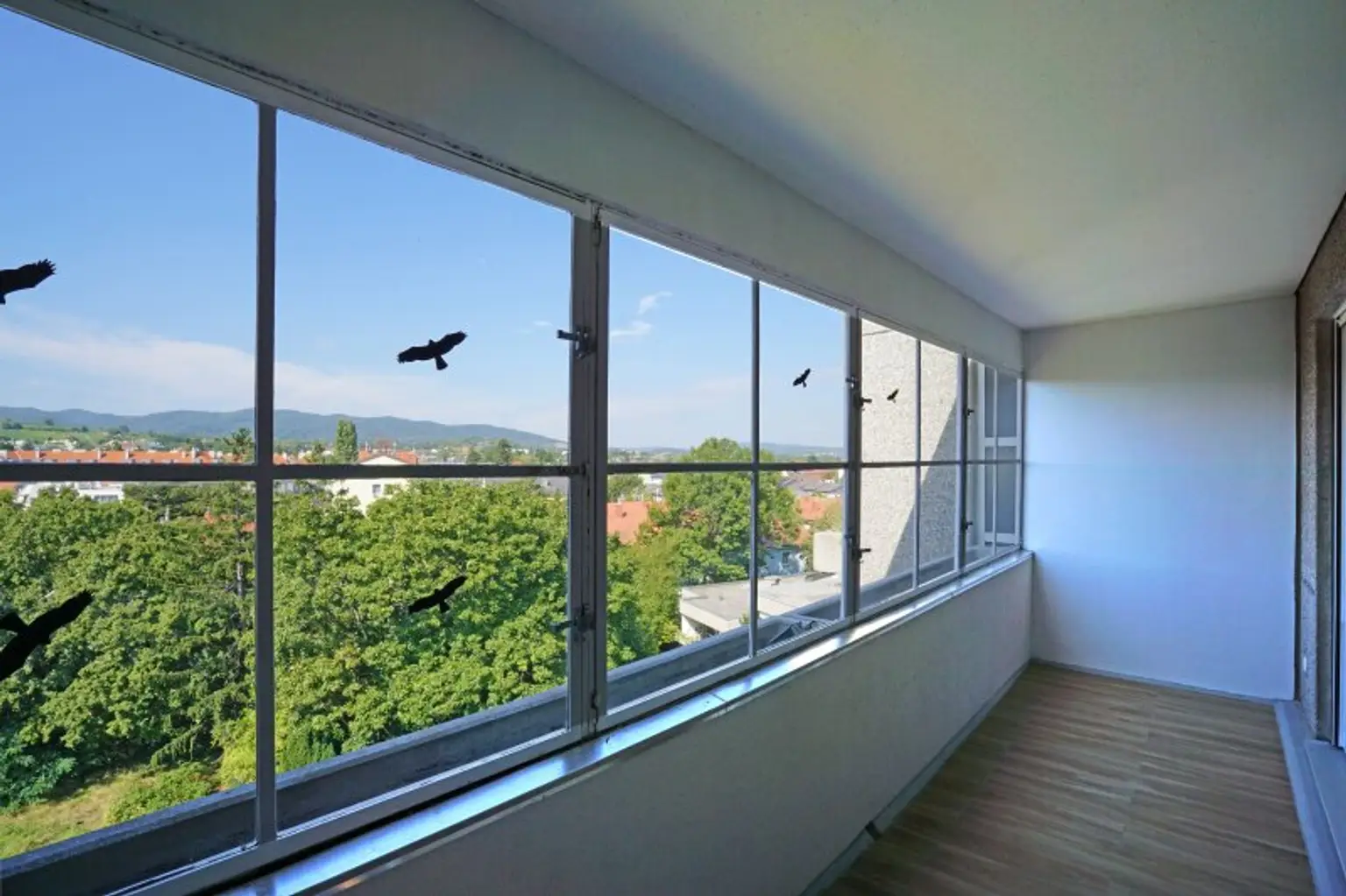 Penthouse-Wohnung | 131 m² Wfl. | 80 m² Dachterrasse mit 270°-Ausblick | PKW-Stellplatz | riesiger Gemeinschaftsgarten | im Zentrum