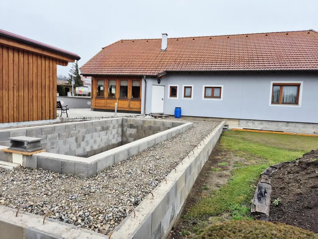 BUNGALOW ZUM EINZIEHEN