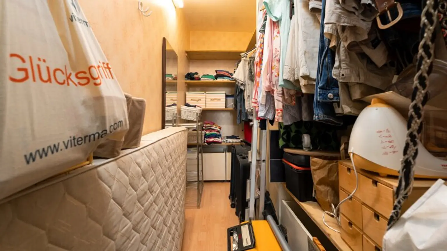 Gemütliche 2-Zimmer-Wohnung mit 2 Loggien, großer allgemeiner Garten – Ihr neues Zuhause!