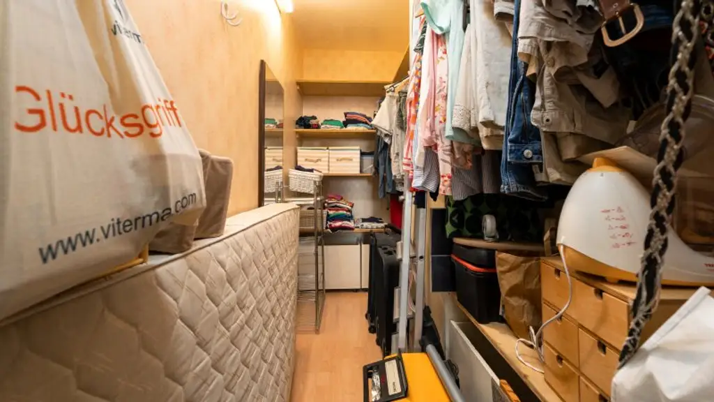 Gemütliche 2-Zimmer-Wohnung mit 2 Loggien, großer allgemeiner Garten – Ihr neues Zuhause!