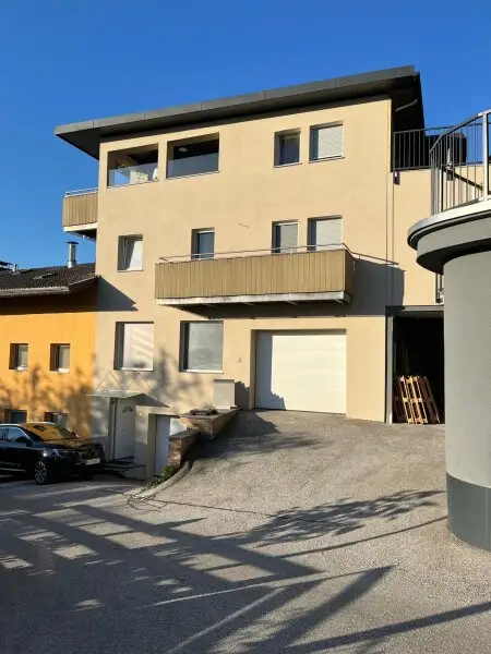 VOMP - Moderne, hochwertige 3,5 Zi.-Wohnung mit Balkon zum Verkauf