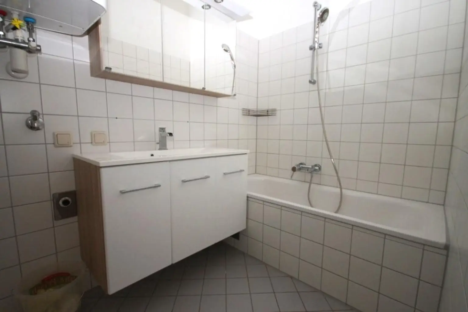 ZENTRUM LEOBEN IMS IMMOBILIEN KG16