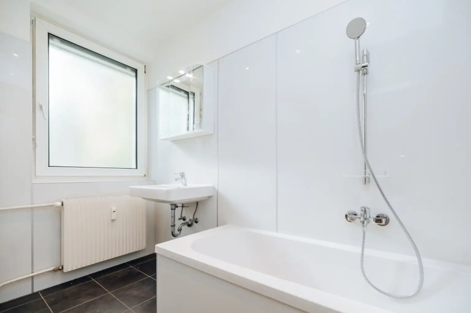PROVISIONSFREI I 69 M² WOHNGENUSS I MODERNES ZUHAUSE MIT RUHEFAKTOR I BESTE VERKEHRSANBINDUNG / HAUSTIERE WILLKOMMEN I PROJEKT WOHNEN