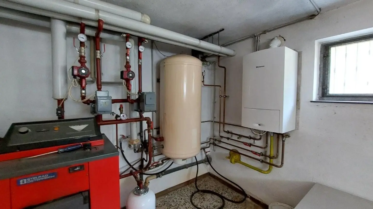 "Miethaus mit Terrasse und Garten - Breitenlee - Neuessling"