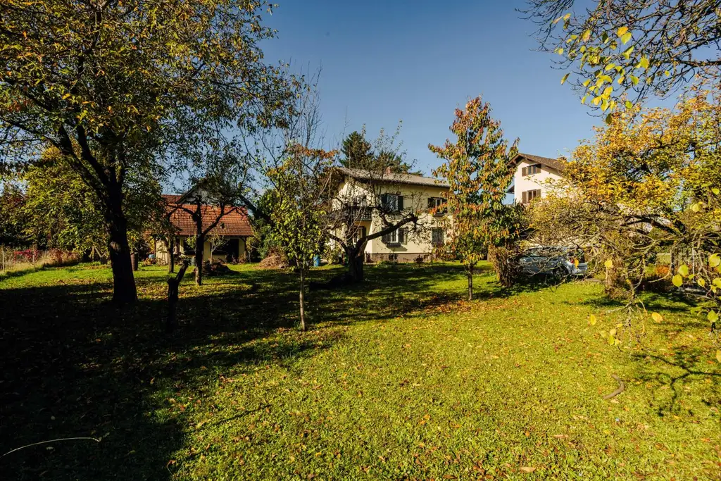 Straßgang: 140m² Einfamilienhaus mit Potenzial! Baudichte 0,3-0,6 sonnig gelegen!