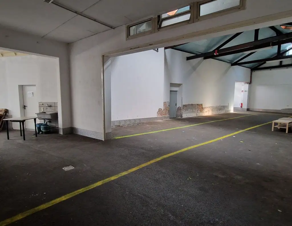 PROVISIONSFREI Große Lager- und Bürofläche im Zentrum von Linz nähe Hauptbahnhof