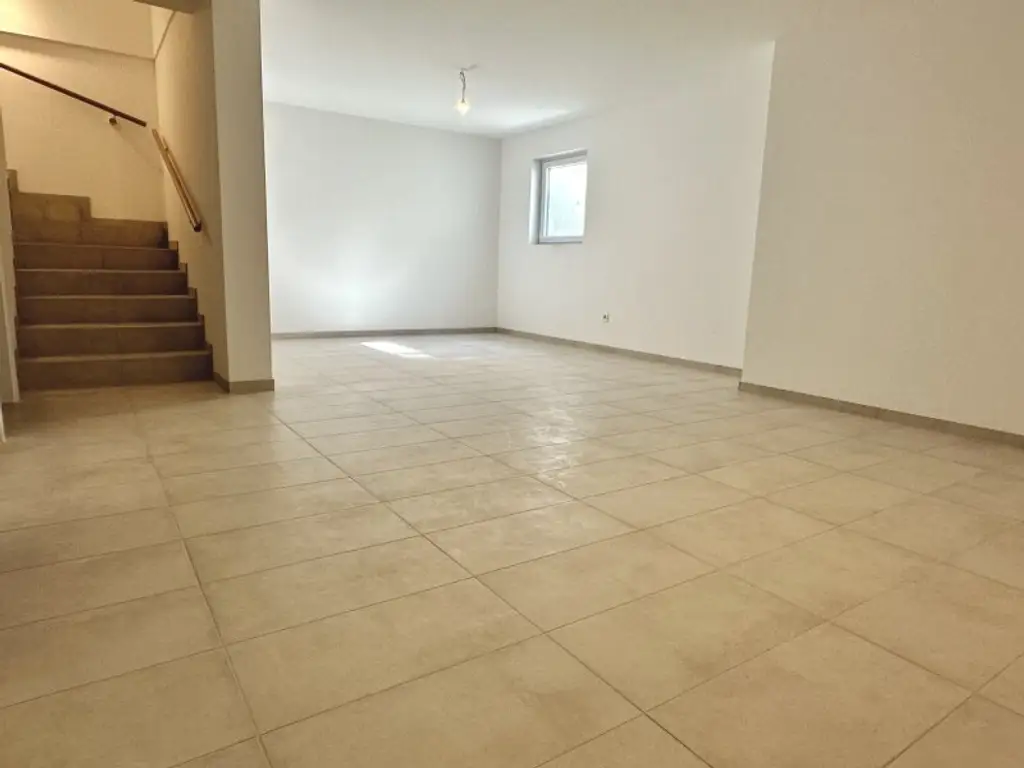 Moderne Doppelhaushälfte inkl. Stellplatz! Grünruhelage Nahe Lobau! Gute Anbindung in die Innenstadt! Provisionsfrei für den Käufer