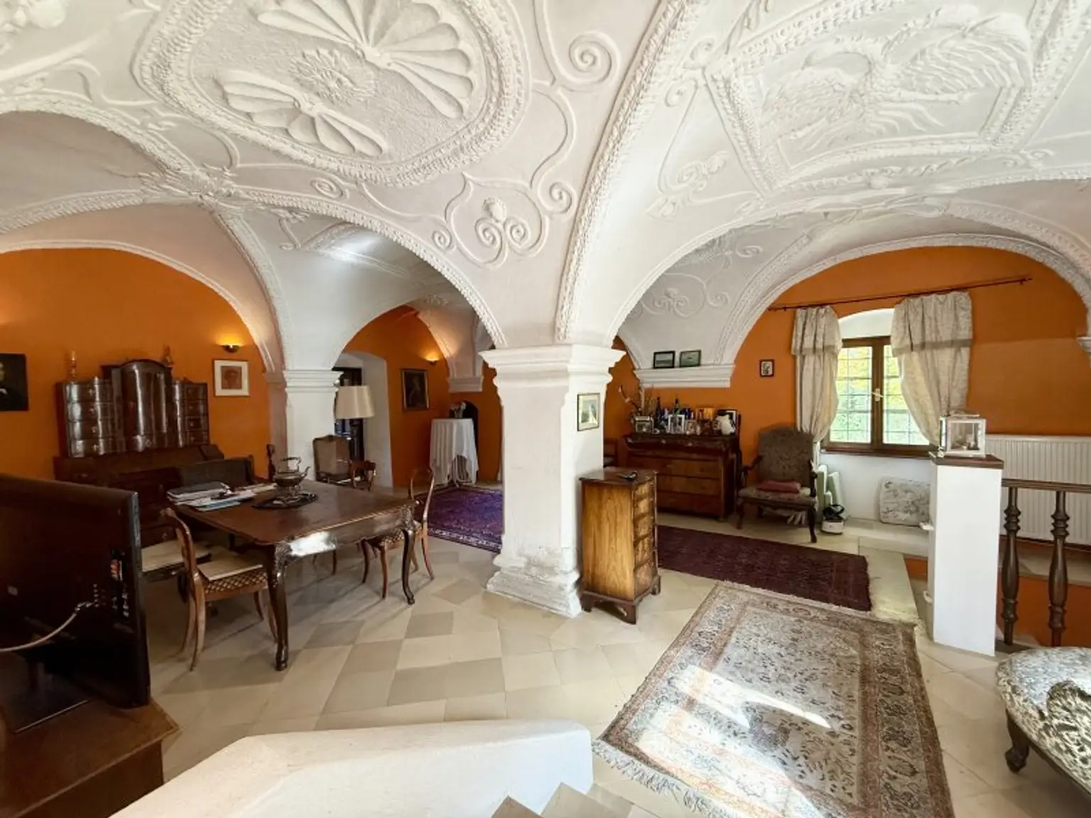 Herrschaftlicher Dreikanthof im Weinviertel