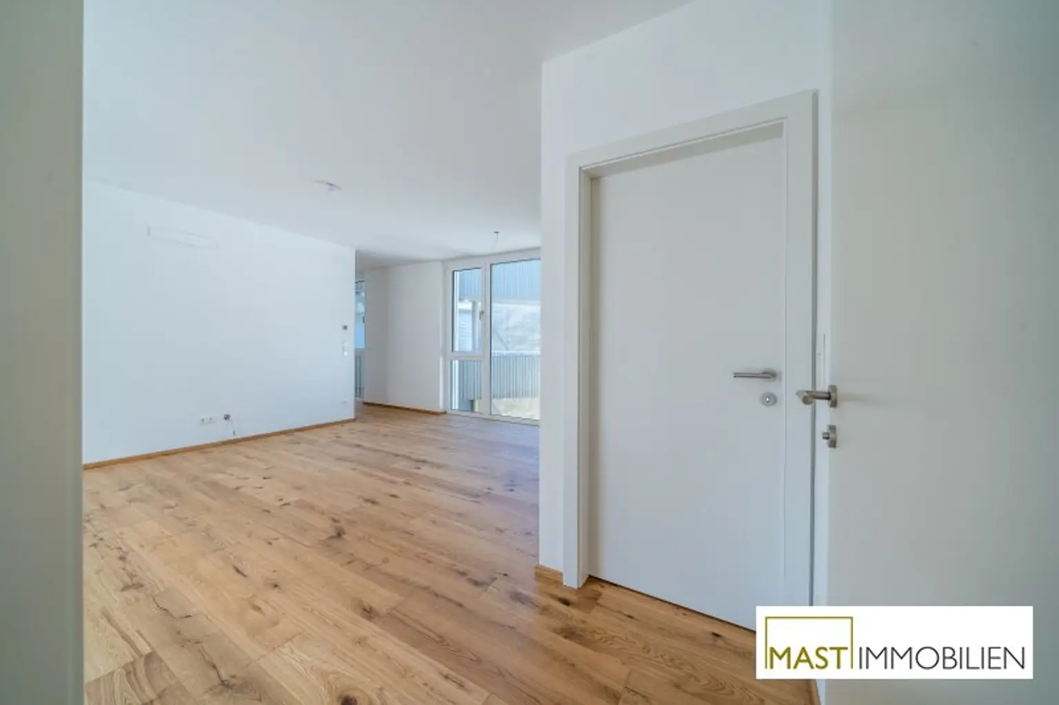 *Sommer 2025* Traumhafte 3-Zimmer Familienwohnung mit rund 15 qm Freifläche!
