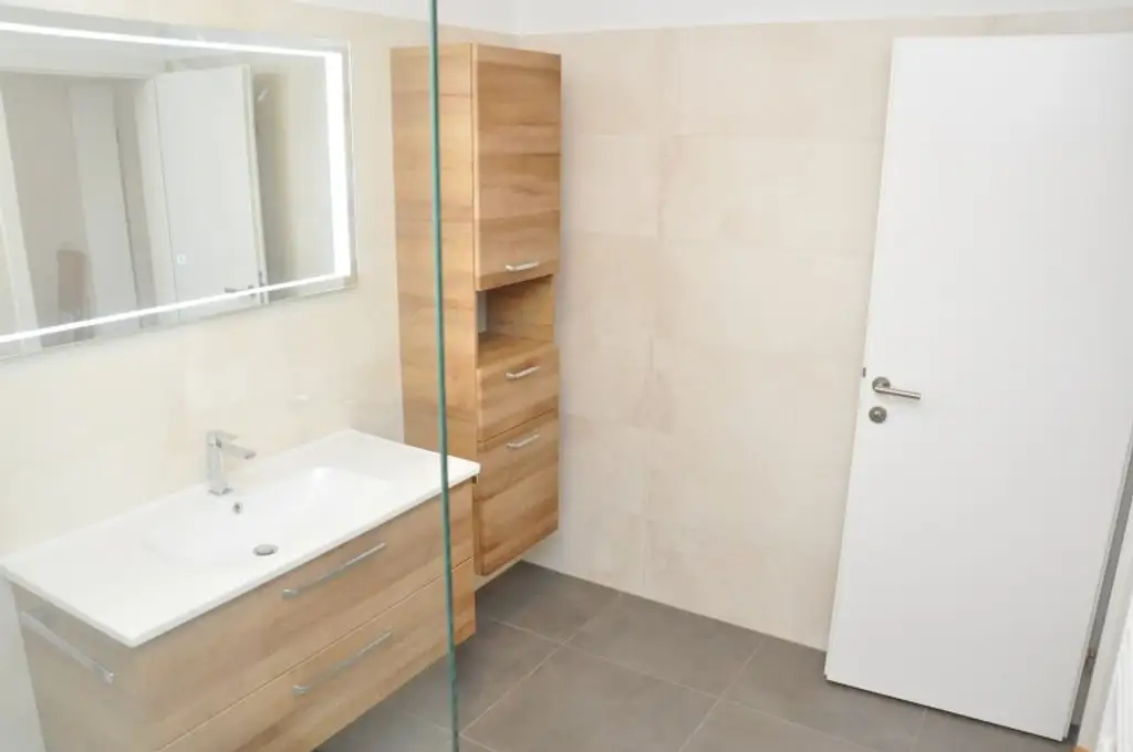 Lichtdurchflutete 3-Zimmer Wohnung mit Loggia in Eisenstadt – Ihr neues Zuhause wartet!