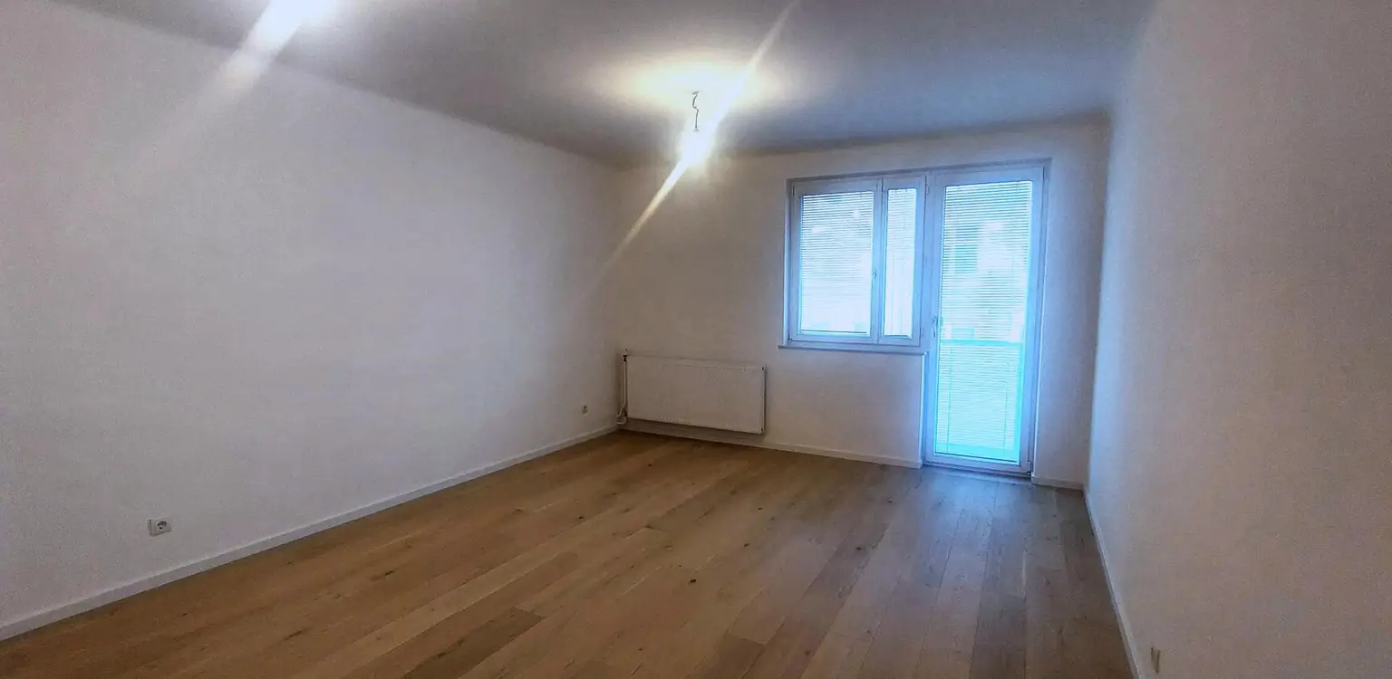Zimmer  mit Balkon