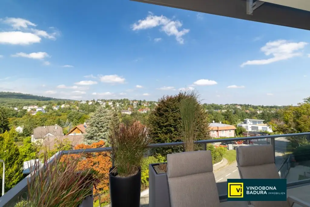 Wohnjuwel in Hietzing: Großzügige 5-Zimmer Wohnung mit Balkonterrassen, Fernblick & Garagenplatz