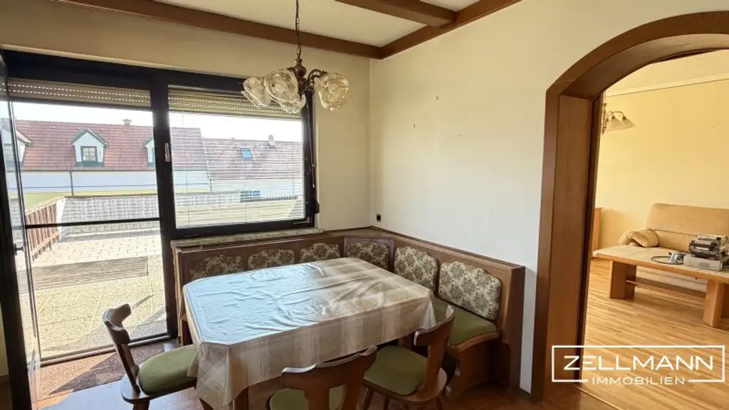 Viel Platz, viele Möglichkeiten – großzügiges Einfamilienhaus | ZELLMANN IMMOBILIEN