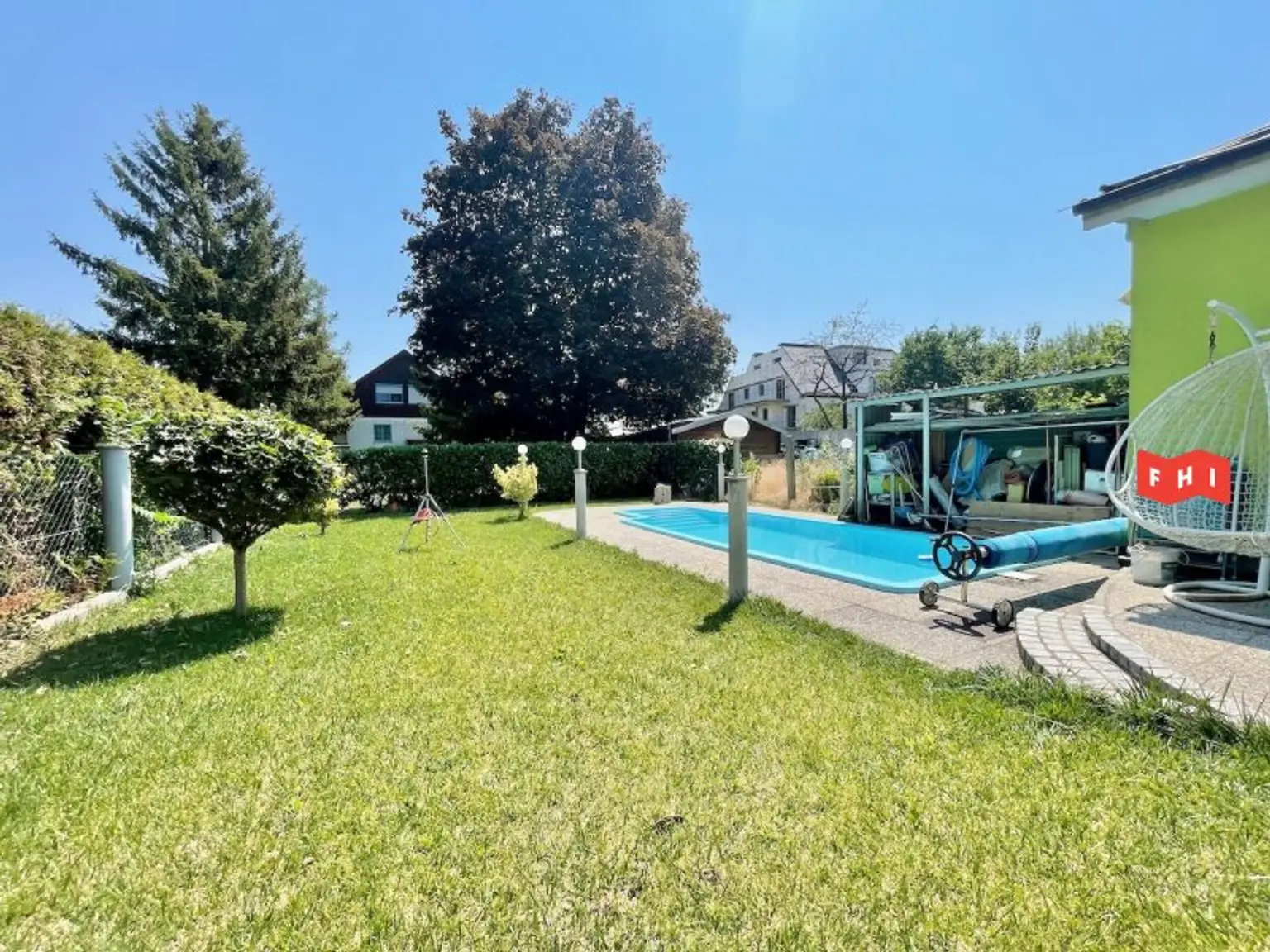 Erweiterbares 4 Zimmer Einfamilienhaus mit Garage, Pool & Gartenhaus