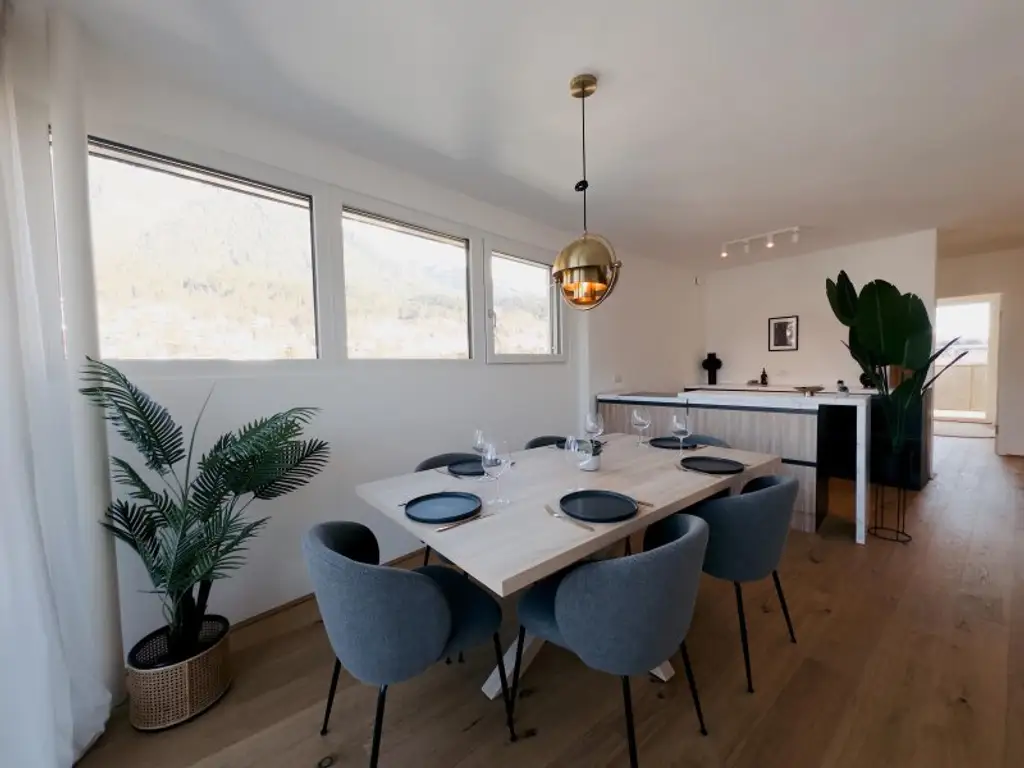 Aussicht inklusive: Dachgeschosswohnung in Hötting