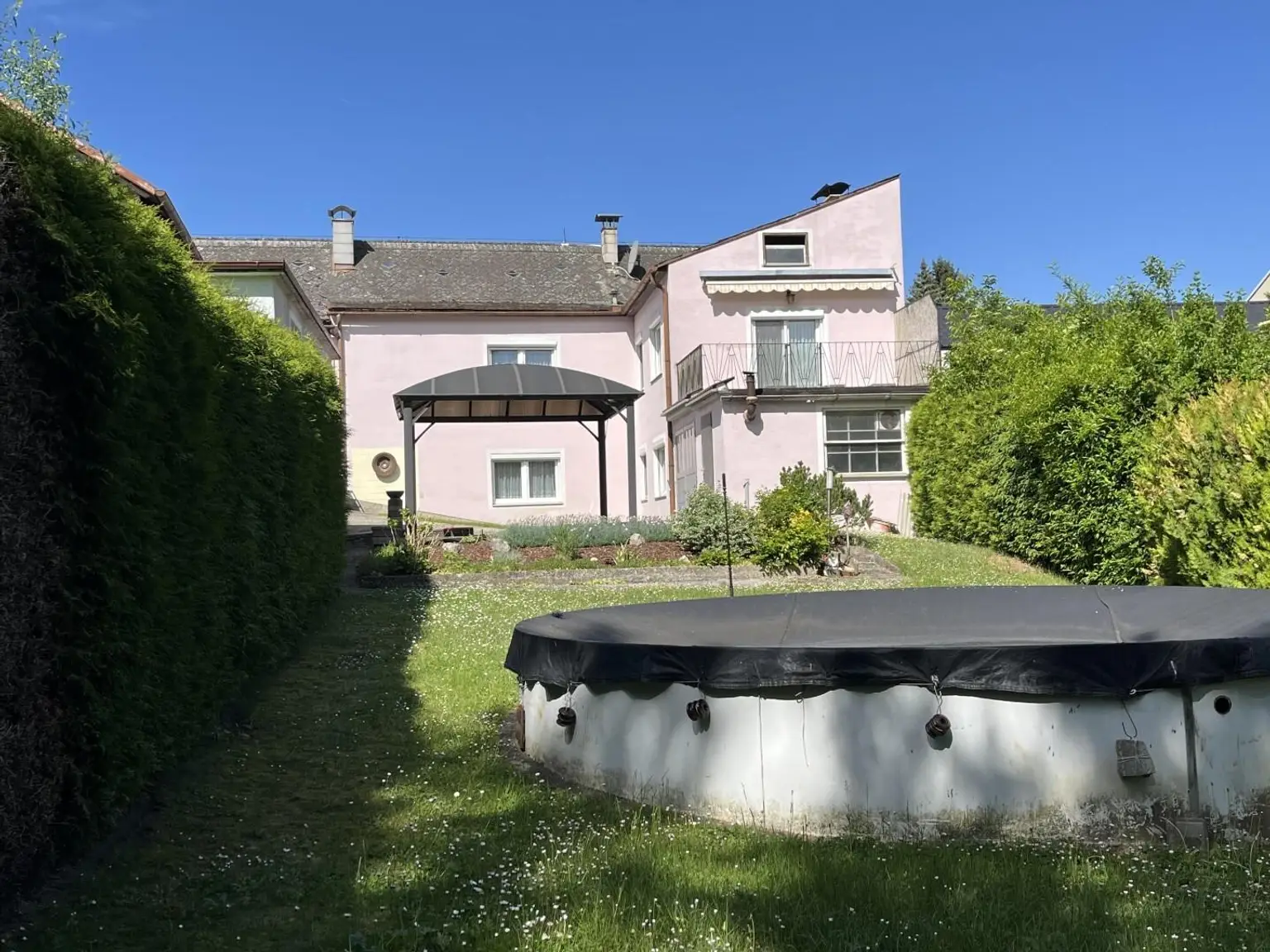 uneinsehbarer Garten