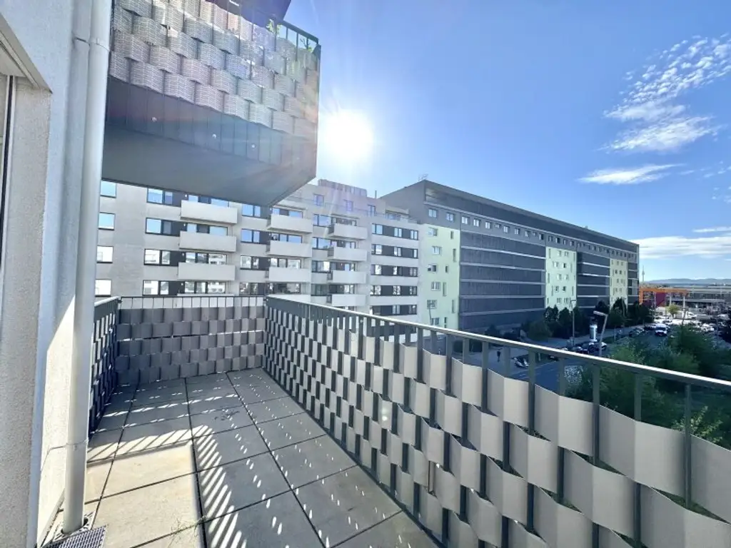 Modernes Wohnen nahe Stadlauer Straße - Großzügiger Balkon