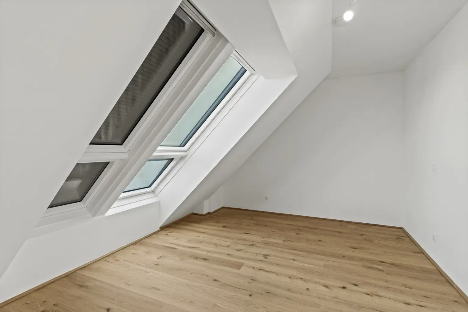 G | ++ OBEN IST ES AM SCHÖNSTEN ++ im PROJEKT KARL74 | Prima Service Immobilien