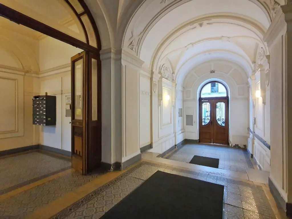 ++RARITÄT** ALTBAU-WOHNUNG mit Stil in Begehrter Lage! ++ Nähe Galleria, Arenbergpark, U-Bahn