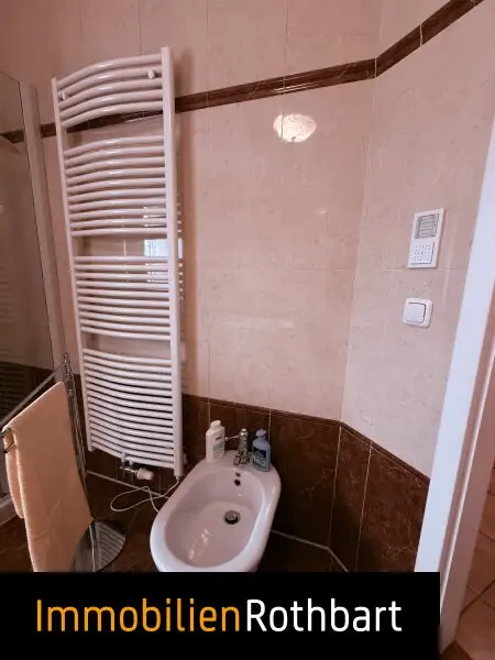 Wohnhaus mit Doppelgarage in bester Lage von St. Lorenzen!