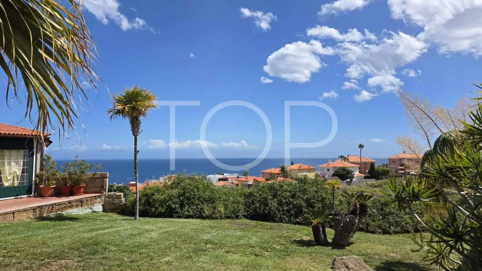 Exklusives Herrenhaus mit Meerblick, großem Grundstück & Entwicklungspotenzial in Candelaria, Teneriffa Südost