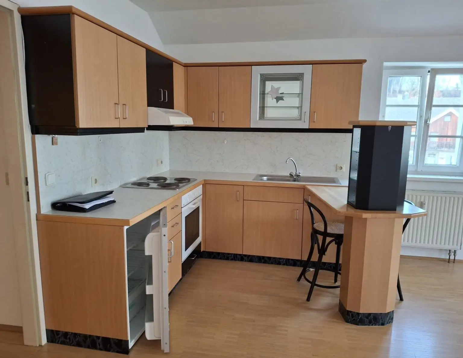 Gemütliche 1-Zimmer-Wohnung mit möblierter Küche im Zentrum von Lohnsburg