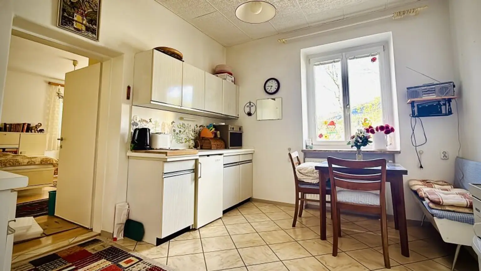 Küche im Zentrum des Erdgeschosses