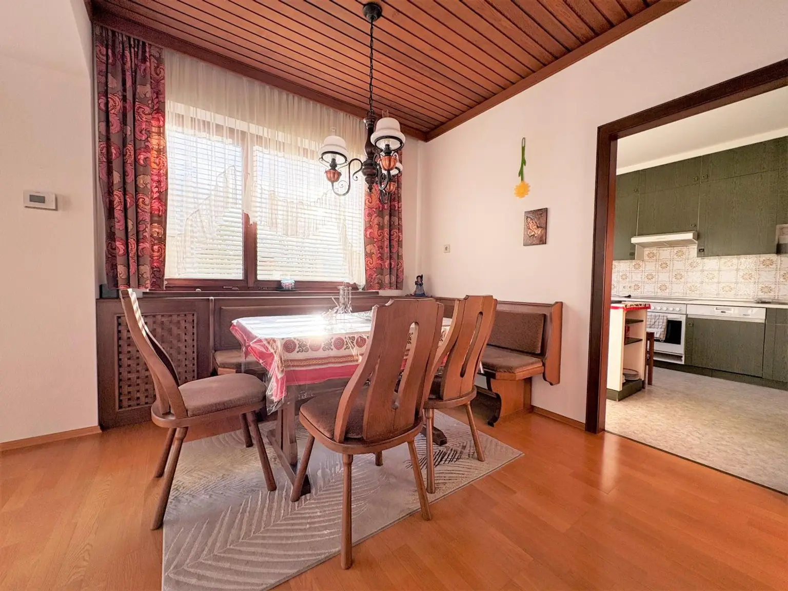 Wohnhaus in ruhiger Siedlungslage