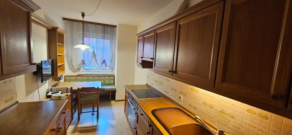 4- Zimmer Wohnung mit Balkon in urbaner Lage!