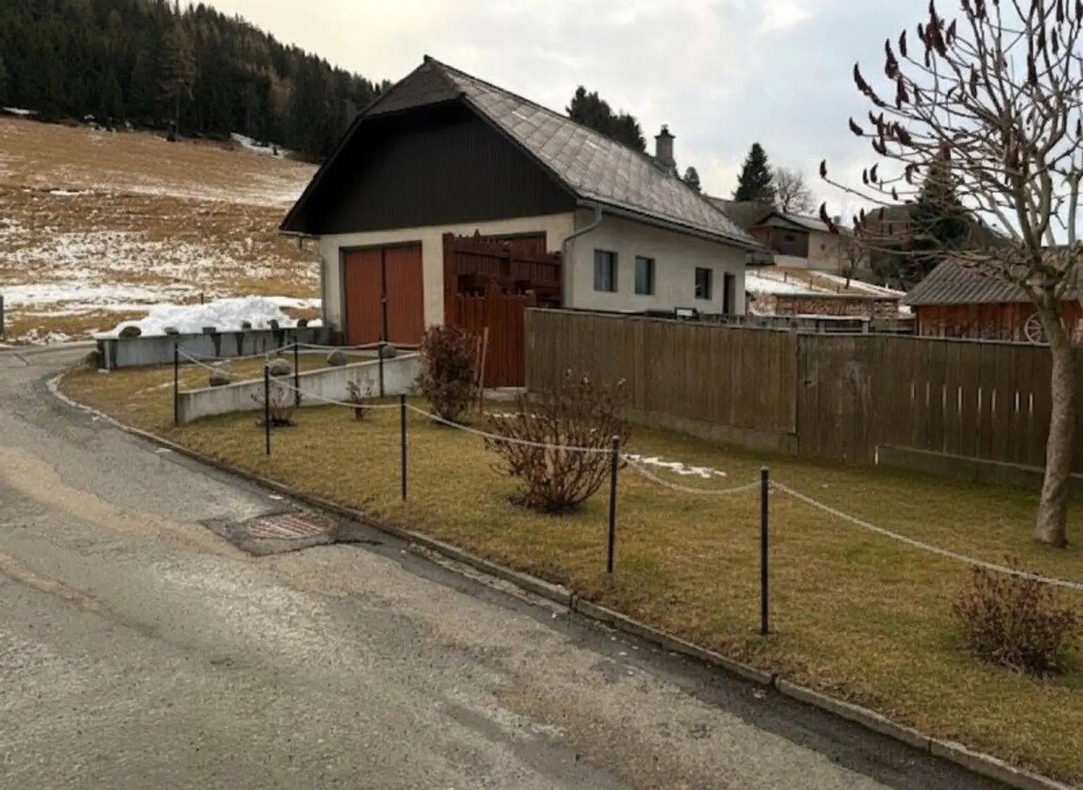 Garagengebäude KI generiert