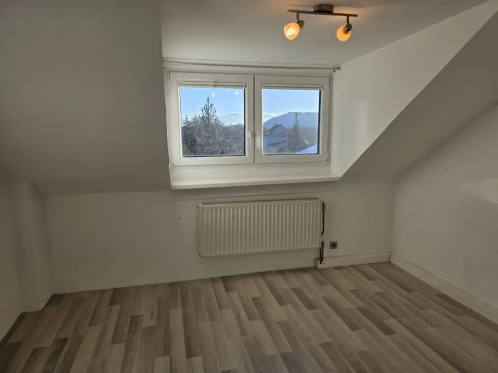 NEUER PREIS: 1875 m² großes GRUNDSTÜCK - DIREKT am Fuße des BISAMBERG - WESTAUSRICHTUNG