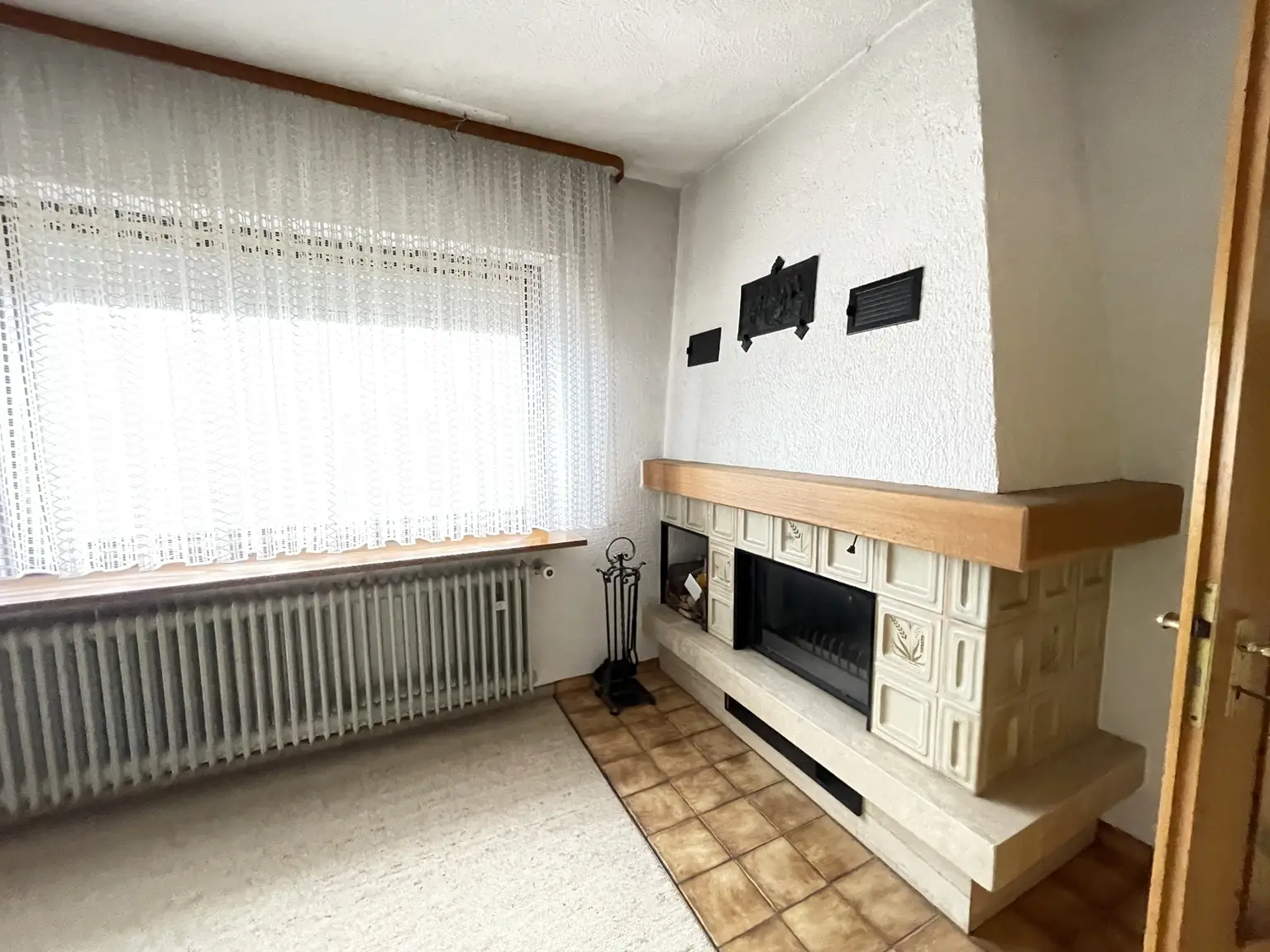 Kamin (OG)