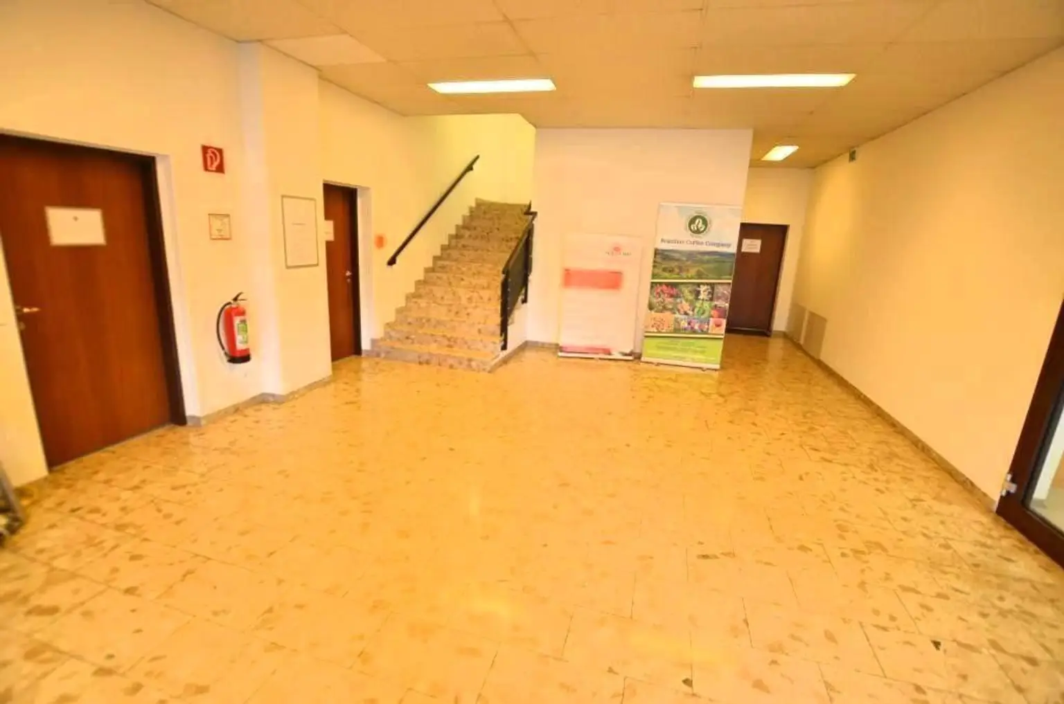 Zugangsbereich Bürohaus